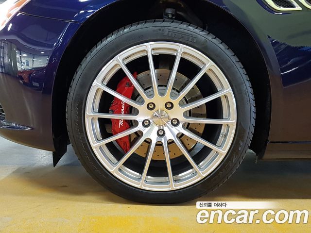 Maserati Quattroporte 2016 thumb 6