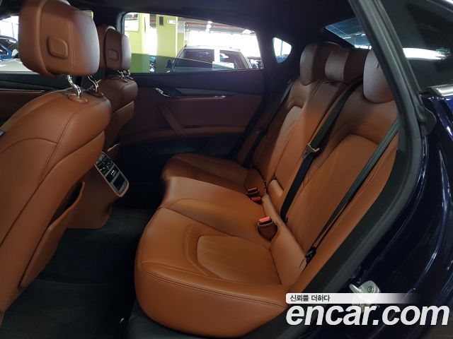 Maserati Quattroporte 2016 thumb 11