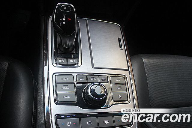 Hyundai Equus 2015 thumb 9
