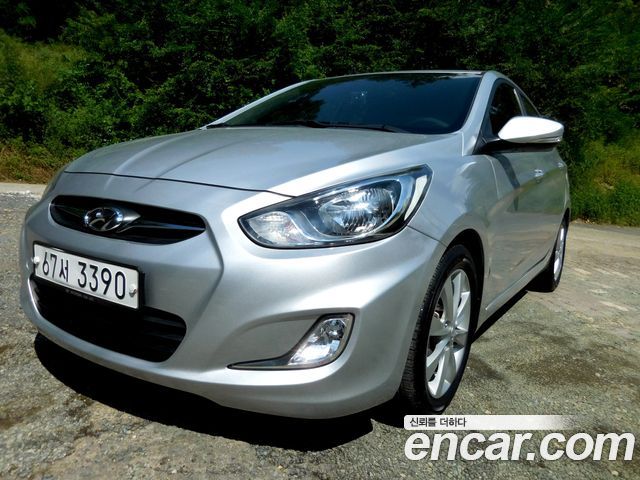 Hyundai Accent 2012 thumb 2