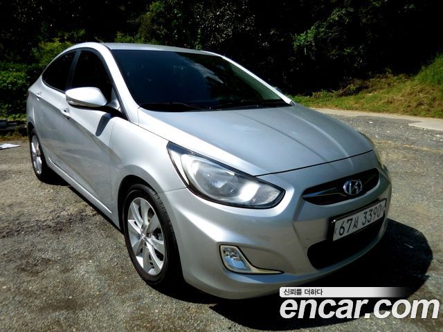 Hyundai Accent 2012 thumb 4