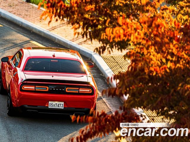Dodge Challenger 2020 thumb 5