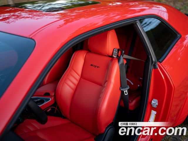 Dodge Challenger 2020 thumb 8