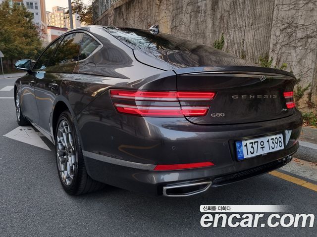 Genesis G80 2022 thumb 6