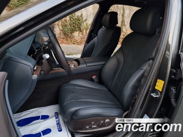 Genesis G80 2022 thumb 9
