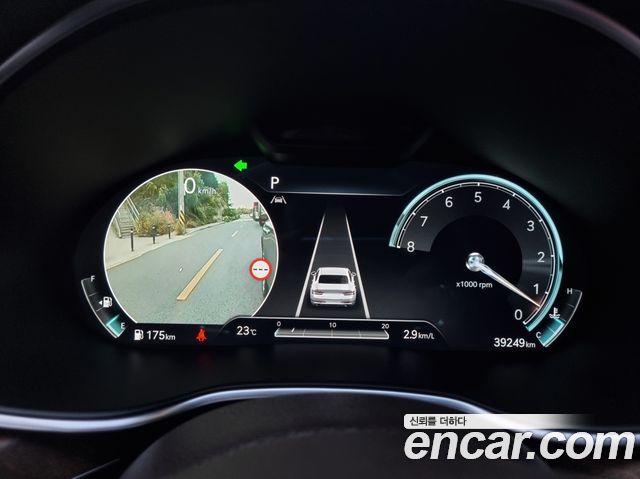 Genesis G80 2022 thumb 12