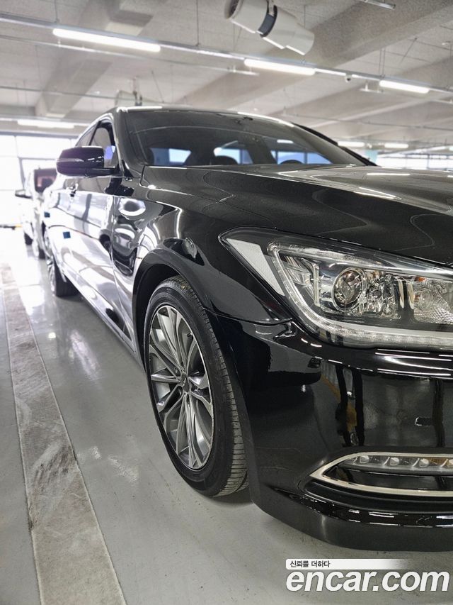 Hyundai Genesis 2015 thumb 6