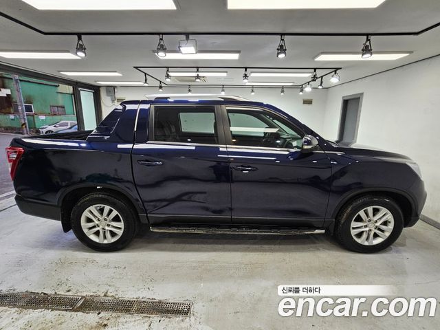 SsangYong Rexton 2018 thumb 5