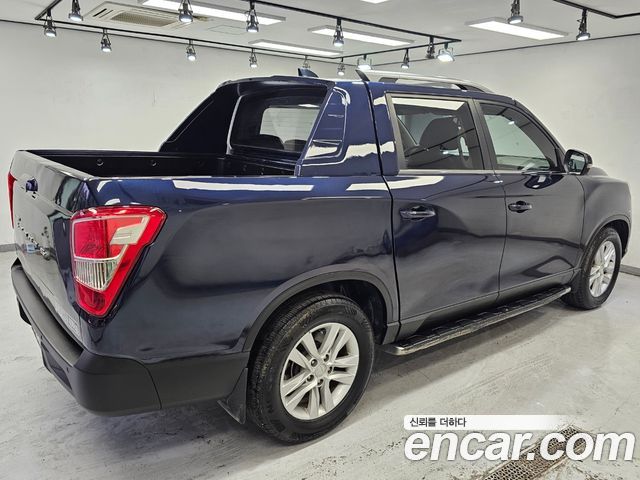 SsangYong Rexton 2018 thumb 8