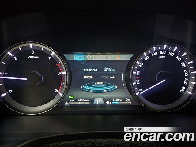 SsangYong Rexton 2018 thumb 10