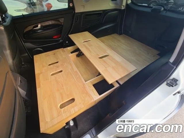 SsangYong Rexton 2011 thumb 9