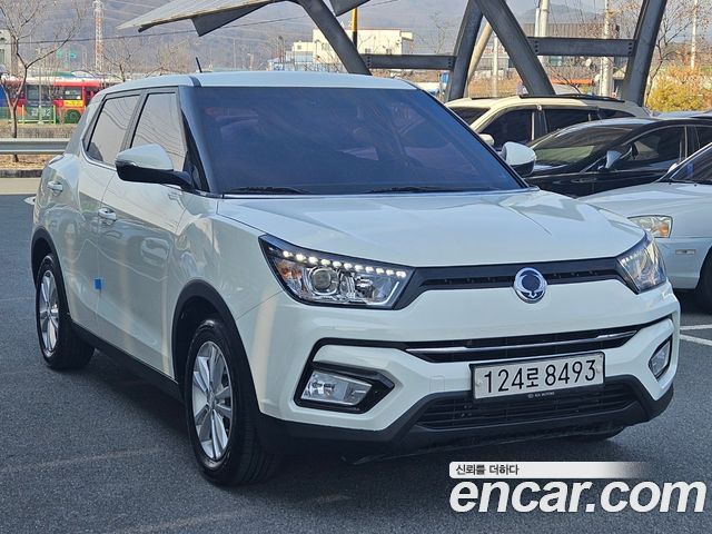 SsangYong Tivoli 2017 thumb 3