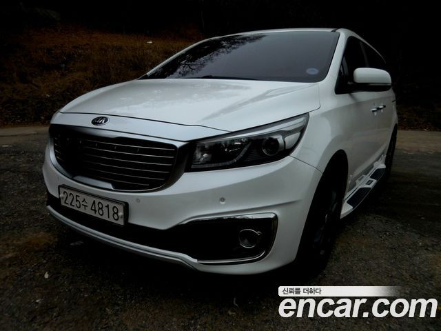 Kia Carnival 2016 thumb 2