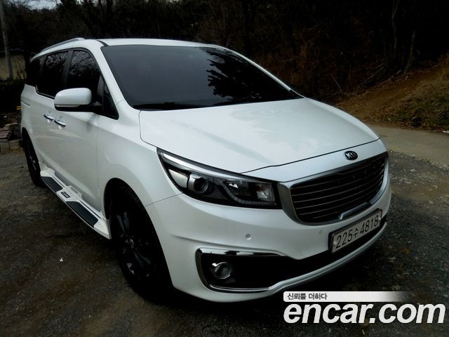 Kia Carnival 2016 thumb 4