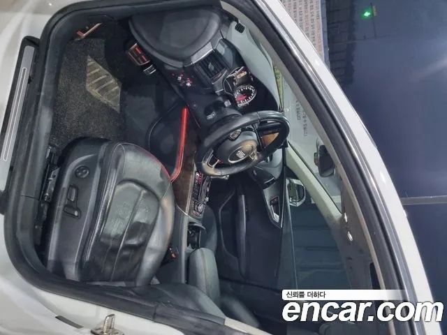 Audi A7 2013 thumb 10
