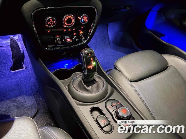 Mini Clubman 2020 thumb 12