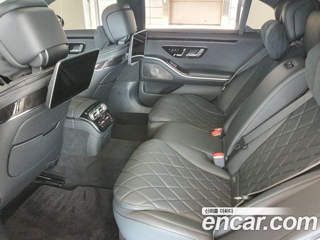 Mercedes-Benz S-Class 2021 thumb 9