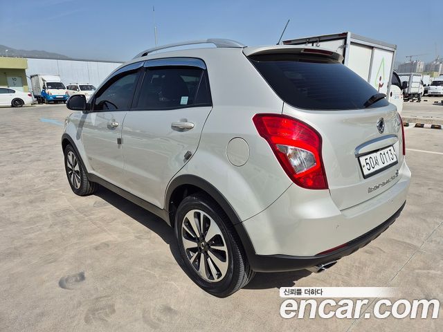 SsangYong Korando 2014 thumb 3