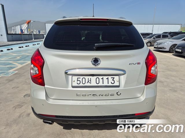 SsangYong Korando 2014 thumb 4