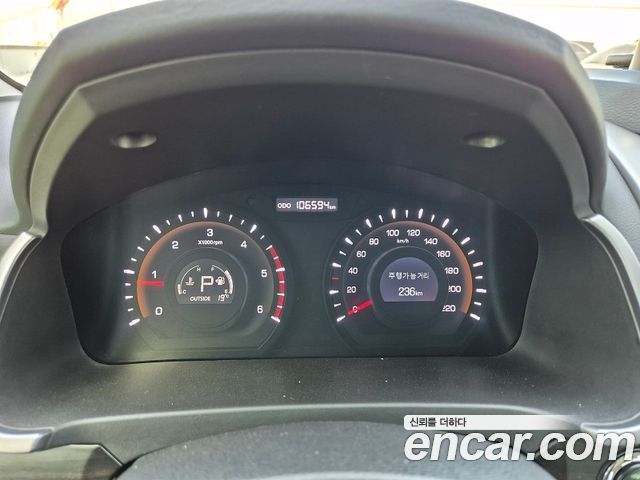 SsangYong Korando 2014 thumb 9