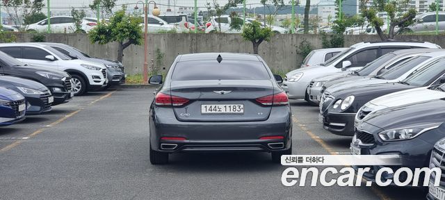 Genesis G80 2018 thumb 5