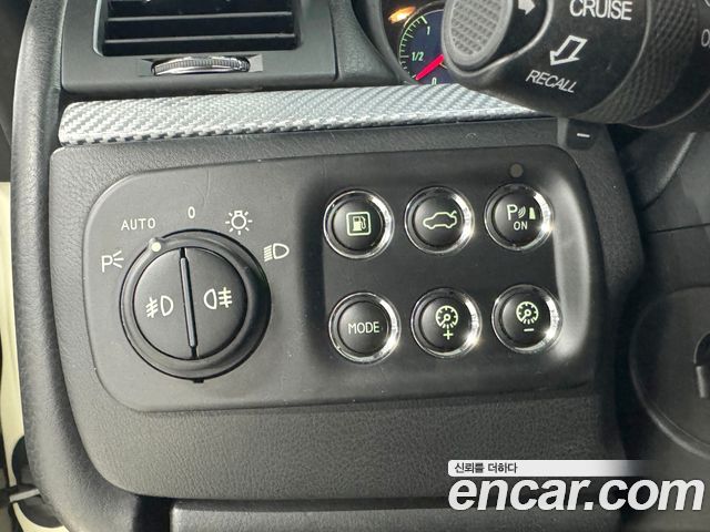 Maserati GranTurismo 2009 thumb 11