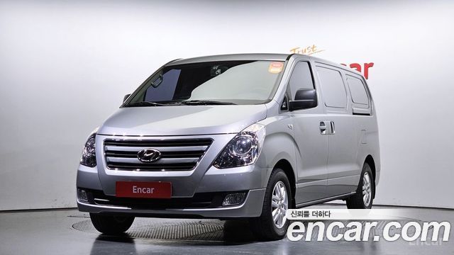 Hyundai Starex 2017 thumb 2