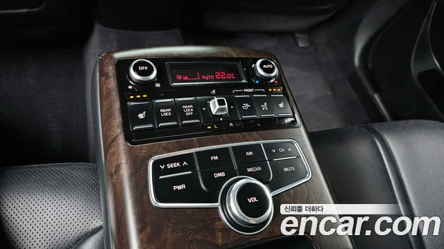 Kia K9 2012 thumb 12