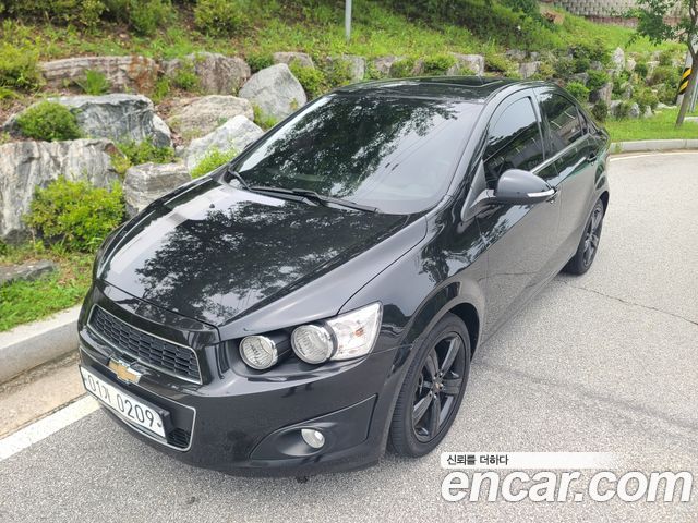 Chevrolet Aveo 2016 thumb 2