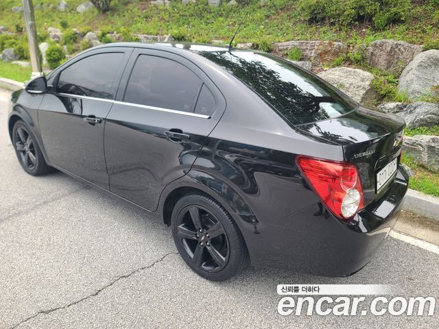 Chevrolet Aveo 2016 thumb 6