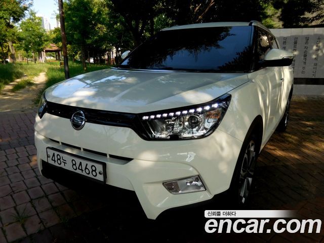 SsangYong Tivoli 2017 thumb 3