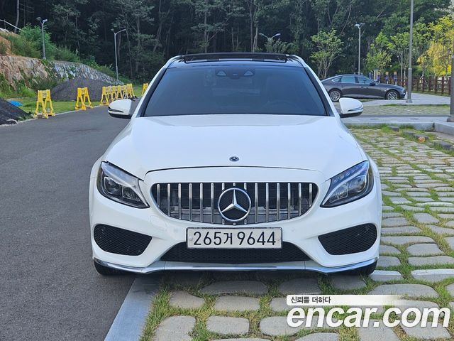 Mercedes-Benz C-Class 2015 thumb 2
