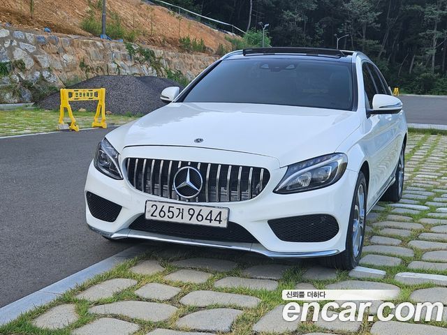 Mercedes-Benz C-Class 2015 thumb 3