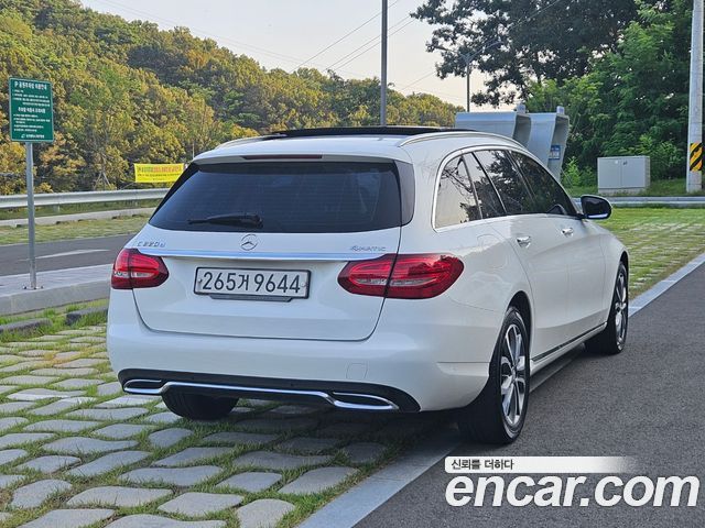 Mercedes-Benz C-Class 2015 thumb 6