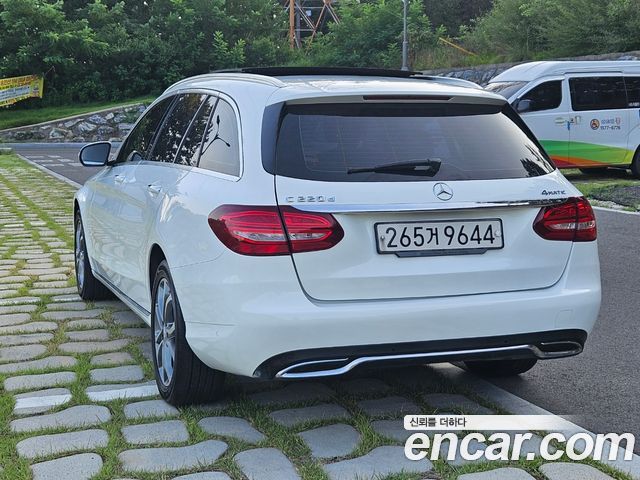 Mercedes-Benz C-Class 2015 thumb 7