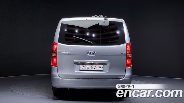 Hyundai Starex 2017 thumb 4