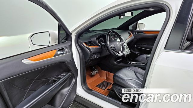 Lincoln MKC 2019 thumb 10