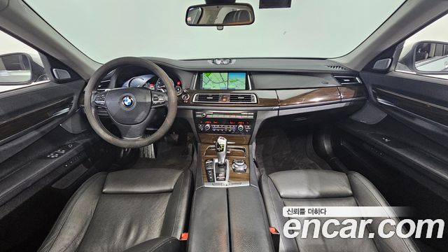 BMW 7 серии 2013 thumb 8