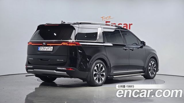 Kia Carnival 2022 thumb 3