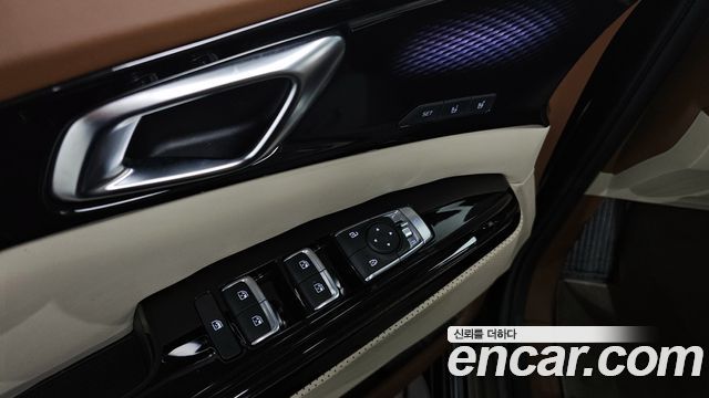 Kia Carnival 2022 thumb 11