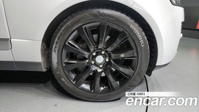 Land Rover Range Rover 2017 thumb 6