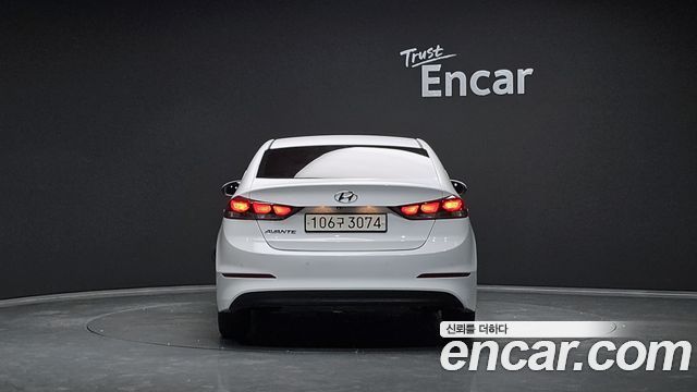 Hyundai Avante 2018 thumb 5