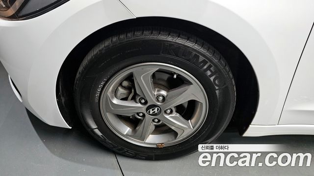 Hyundai Avante 2018 thumb 6