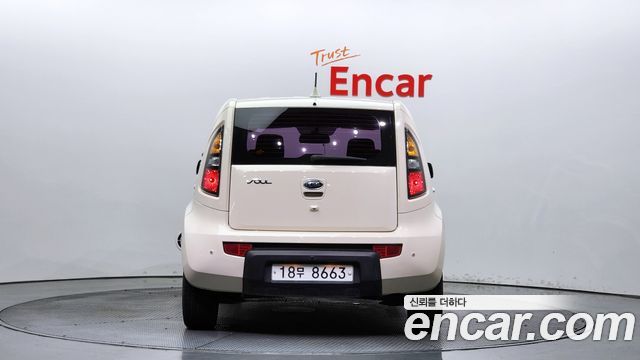 Kia Soul 2011 thumb 4