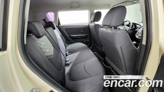 Kia Soul 2011 thumb 11