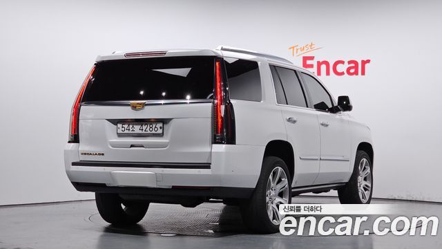 Cadillac Escalade 2018 thumb 2