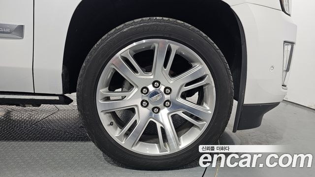 Cadillac Escalade 2018 thumb 5