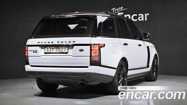 Land Rover Range Rover 2015 thumb 3