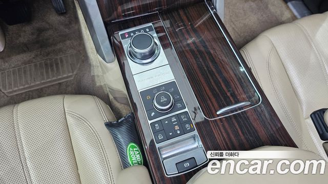 Land Rover Range Rover 2015 thumb 10