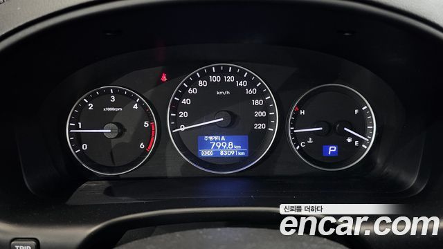 Hyundai Starex 2019 thumb 9